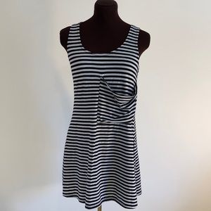 Soda blu striped dress size small